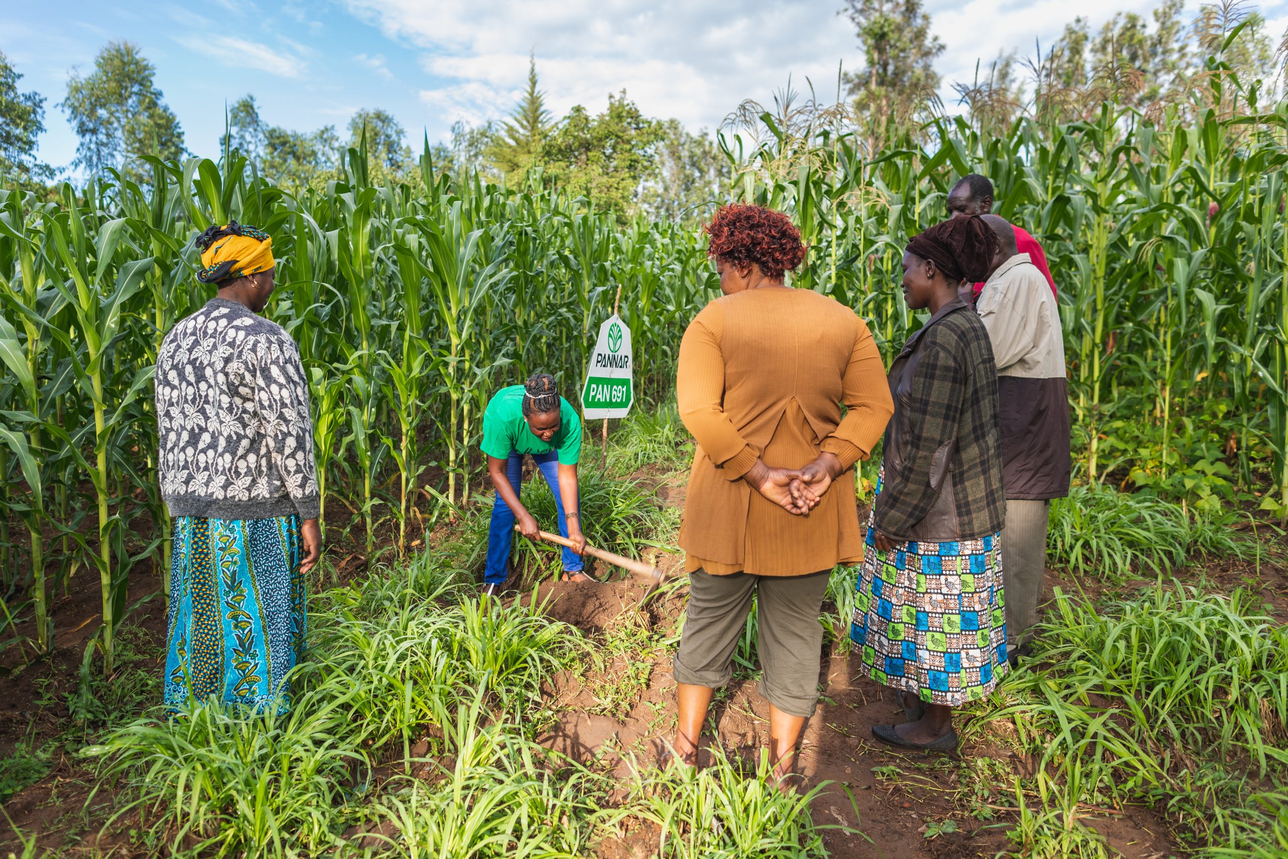 woman leading agriculture training on a farm in Kenya